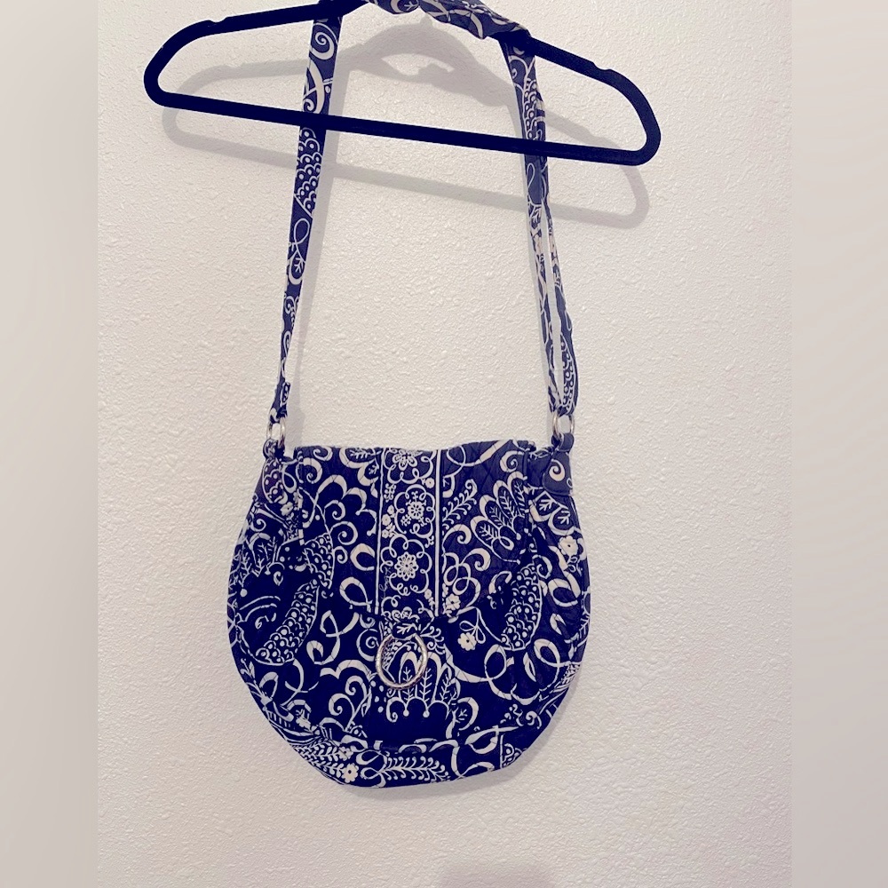 Vera Bradley crossbody Twirly Bird pattern blue and white saddlebag